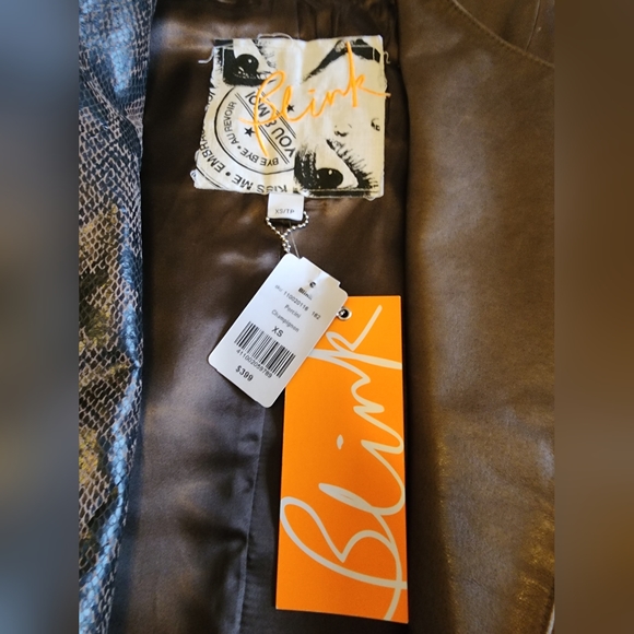 Danier Blink Collection - Picture 2 of 4